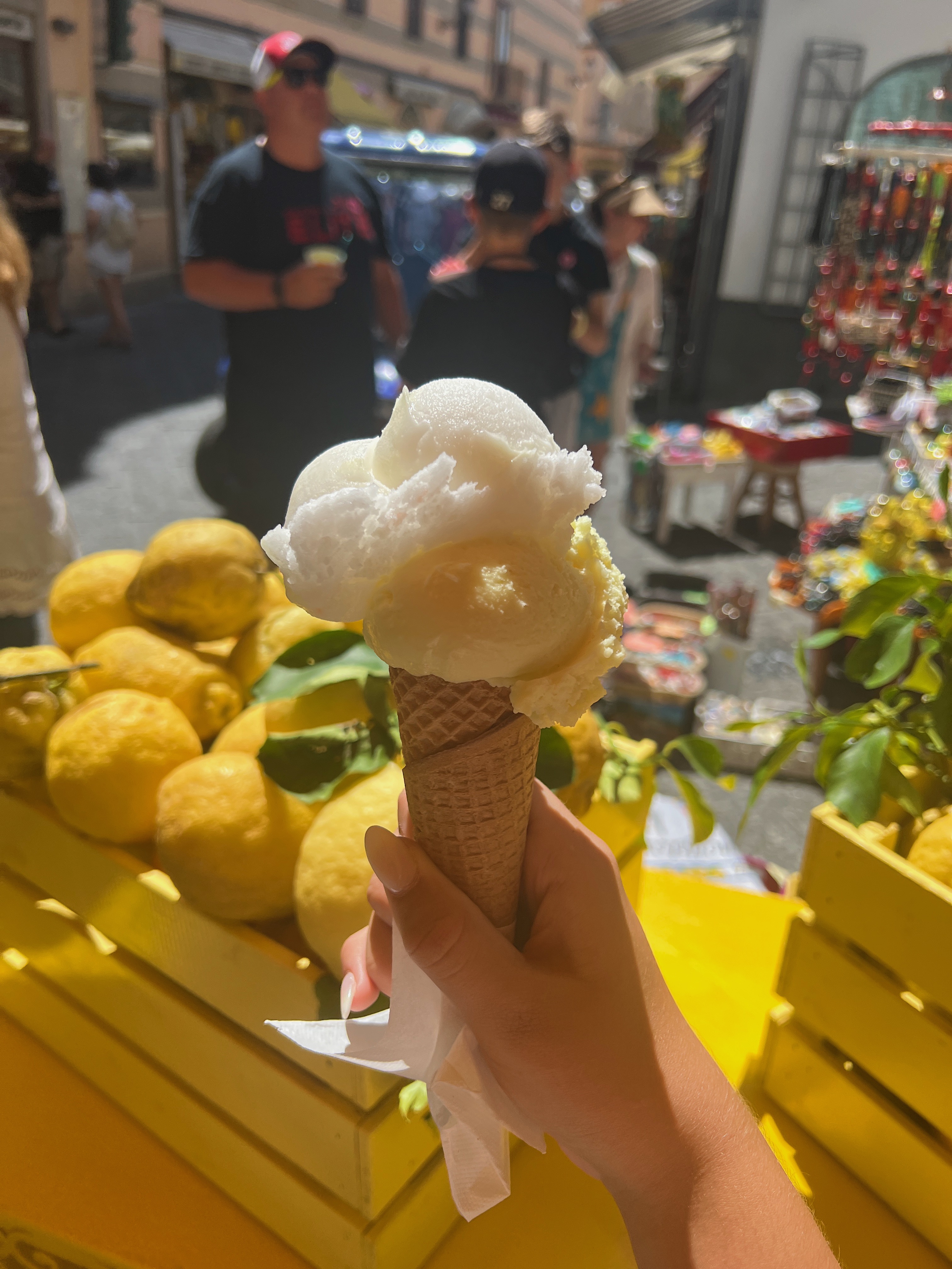 The famous Italian Limencello gelato